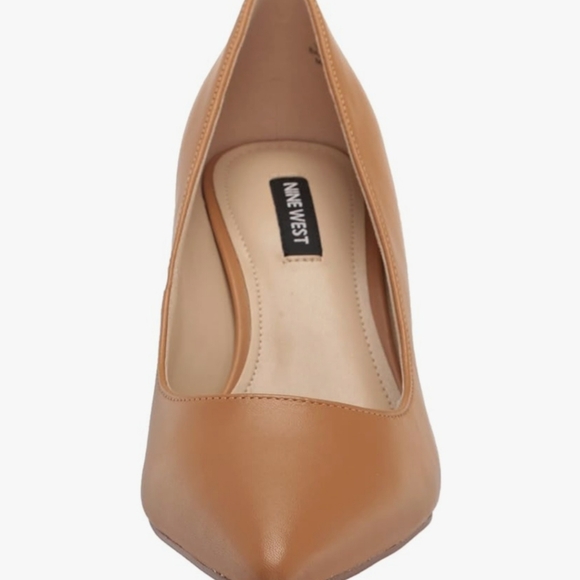 Nine West Workin Pointy Toe Pumps - Picture 6 of 8